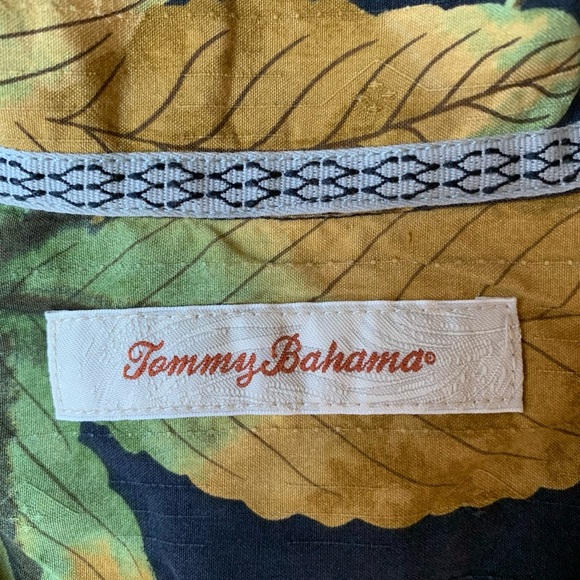 Tommy Bahamas Shirt - Picture 3 of 6